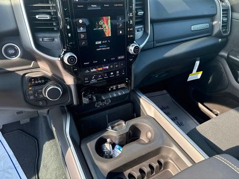 New 2026 RAM 1500 Big Horn AWD/4WD image 20