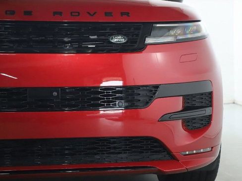 Used 2023 Land Rover Range Rover Sport SE Dynamic image 44