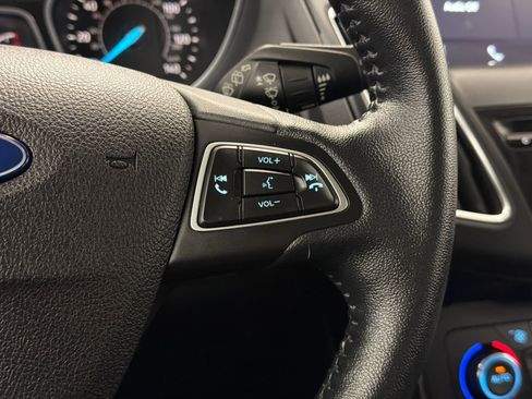 Used 2016 Ford Focus Titanium w/ Exterior Protection Package image 19