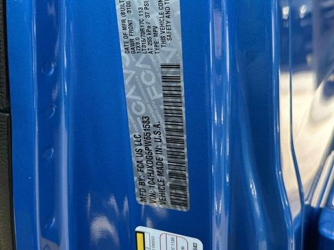 Used 2023 Jeep Wrangler Unlimited Sport AWD/4WD image 11