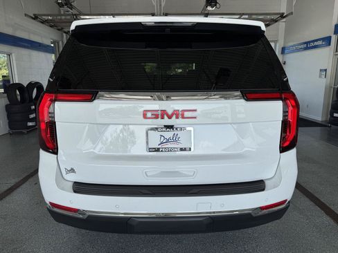Used 2025 GMC Yukon Elevation w/ LPO, Floor Liner Package AWD/4WD image 10