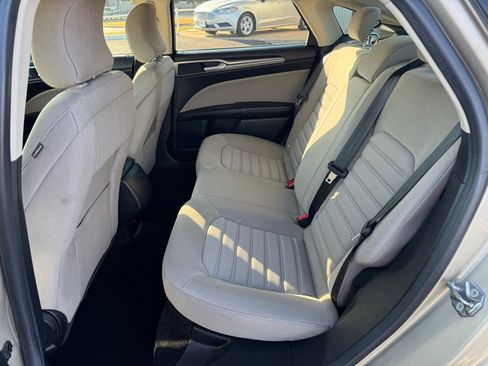 Used 2017 Ford Fusion S image 18