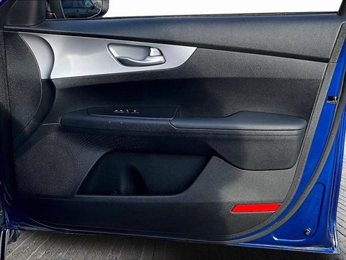 Certified 2024 Kia Forte LXS w/ LXS Technology Package image 19