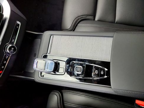 New 2026 Volvo XC90 T8 Ultra w/ Protection Package AWD/4WD image 26