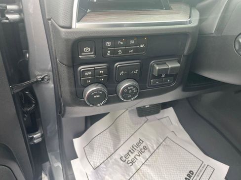 New 2026 Chevrolet Suburban Premier image 13