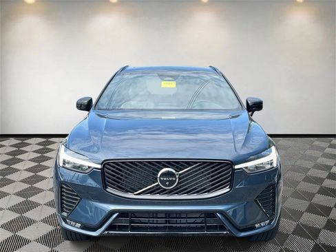 Certified 2026 Volvo XC60 B5 Plus w/ Protection Package Premier AWD/4WD image 8
