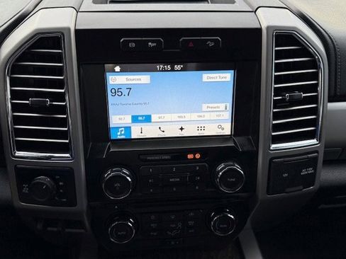 Used 2017 Ford F250 Lariat w/ Chrome Package image 14