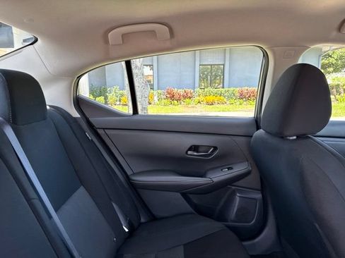 Used 2025 Nissan Sentra SV FWD image 13