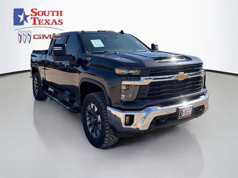 Used 2024 Chevrolet Silverado 2500 LT AWD/4WD image 1
