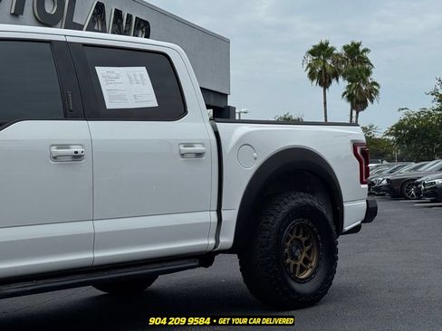 Used 2019 Ford F150 Raptor w/ Equipment Group 802A Luxury AWD/4WD image 3