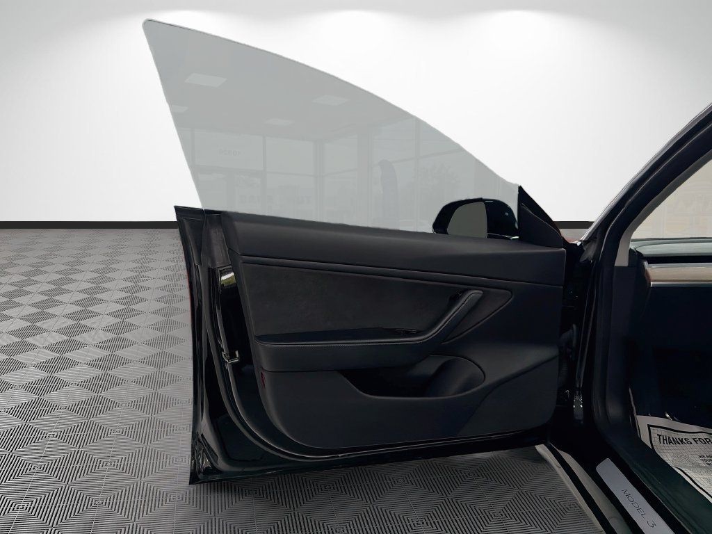 Used 2018 Tesla Model 3 Mid Range RWD image 19
