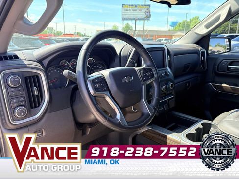 Used 2020 Chevrolet Silverado 1500 RST w/ Texas Edition AWD/4WD image 14
