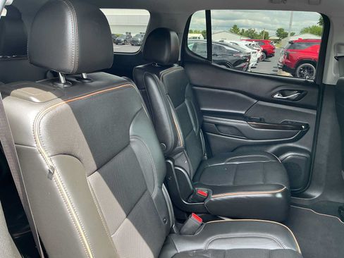 Used 2023 GMC Acadia AT4 w/ Technology Package AWD/4WD image 25