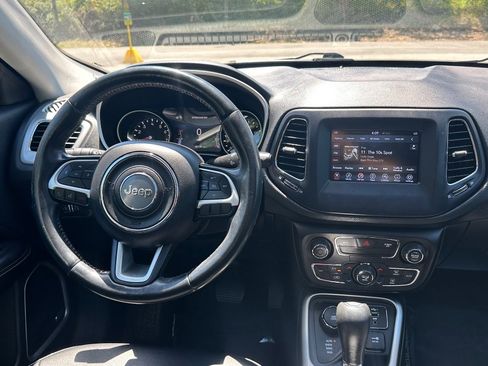 Used 2021 Jeep Compass Latitude w/ Sun and Sound Group AWD/4WD image 35