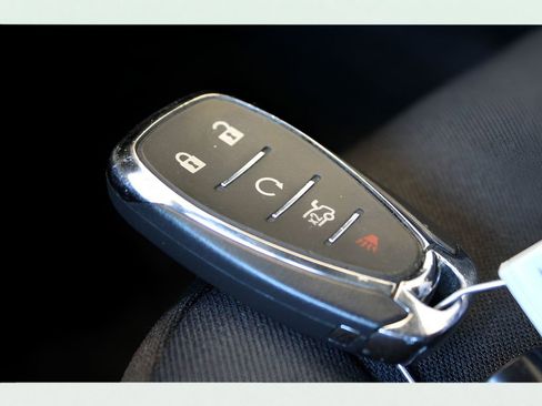 Used 2022 Chevrolet Malibu RS image 30