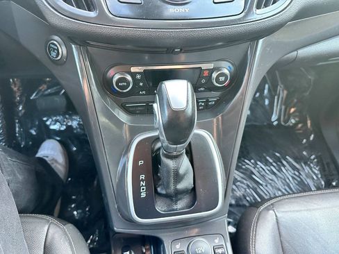 Used 2014 Ford Escape Titanium w/ Equipment Group 401A AWD/4WD image 14