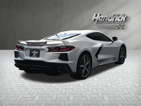 Used 2021 Chevrolet Corvette Stingray Premium Cpe w/ Z51 Performance Package RWD image 10