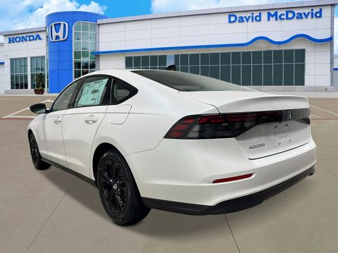 New 2025 Honda Accord SE image 4