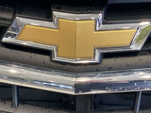 Used 2020 Chevrolet Equinox LT w/ Driver Convenience Package image 10