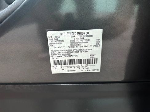 Used 2019 Ford Explorer XLT w/ Equipment Group 202A image 4