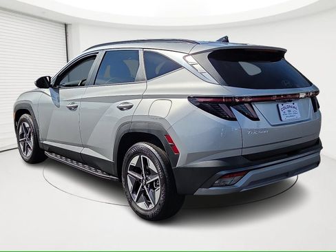 Certified 2025 Hyundai Tucson SEL AWD/4WD image 6