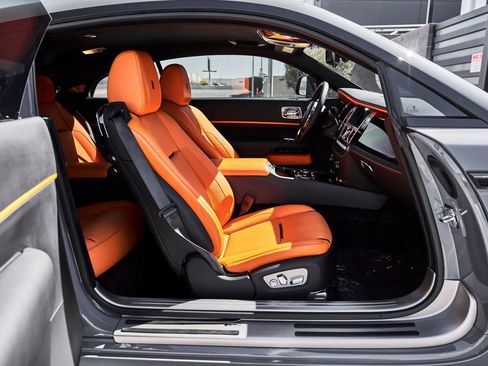 Used 2020 Rolls-Royce Wraith RWD image 24