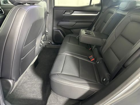 Used 2026 GMC Terrain Elevation w/ Elevation Premium Package image 25