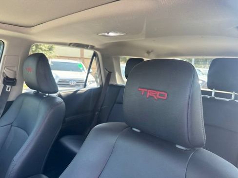 Used 2023 Toyota 4Runner TRD Off-Road Premium w/ Off Road Premium Plus Package AWD/4WD image 9