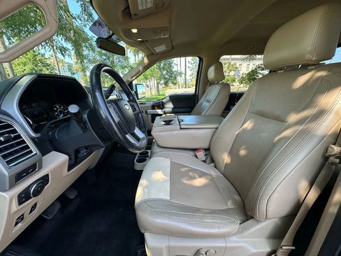 Used 2015 Ford F150 Lariat w/ Equipment Group 501A Mid AWD/4WD image 9