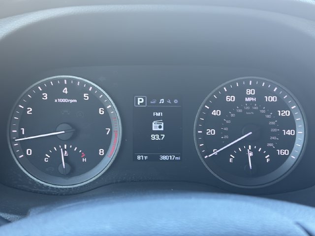 Used 2016 Hyundai Tucson Sport FWD image 28