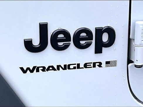 Used 2024 Jeep Wrangler Unlimited Sport AWD/4WD image 7