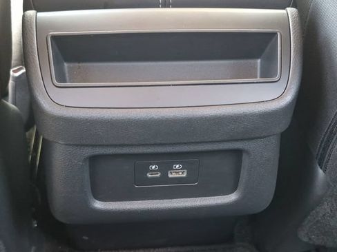 Used 2024 Nissan Pathfinder S FWD image 20