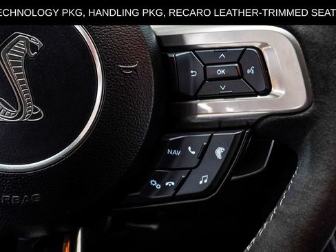 Used 2022 Ford Mustang Shelby GT500 w/ Technology Package RWD image 39