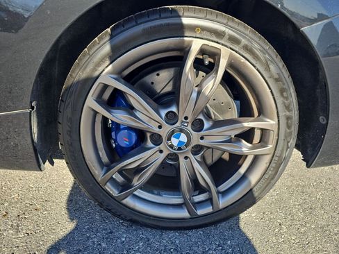 Used 2016 BMW M235i Coupe w/ Technology Package image 10