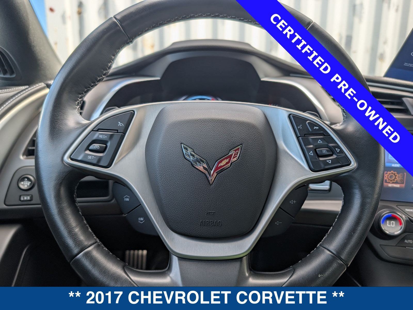 Used 2017 Chevrolet Corvette Stingray Coupe w/ 1LT RWD image 29