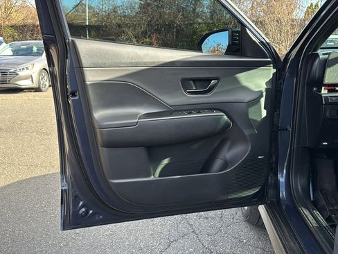 Used 2024 Hyundai Kona N Line image 11