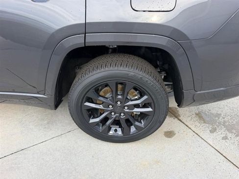 New 2026 Jeep Grand Cherokee L Limited AWD/4WD image 8