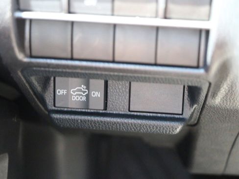 Used 2025 Toyota Tacoma SR5 RWD image 21