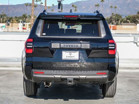 Used 2025 Toyota 4Runner SR5 image 8