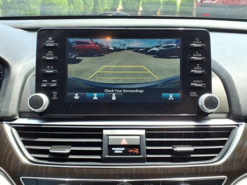Used 2020 Honda Accord EX image 13