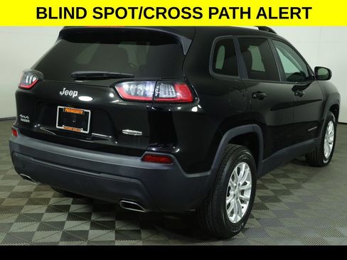 Used 2022 Jeep Cherokee Latitude Lux w/ Sun & Sound Group AWD/4WD image 8