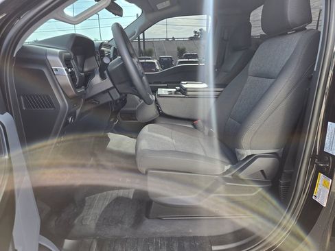 Used 2025 Ford F150 XL w/ Equipment Group 103A High AWD/4WD image 9