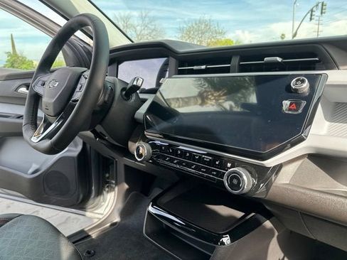 New 2027 Chevrolet Bolt RS FWD image 27