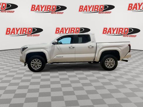 Used 2024 Toyota Tacoma SR5 AWD/4WD image 6