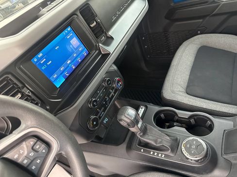 Certified 2023 Ford Bronco 2-Door AWD/4WD image 18