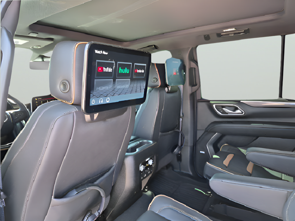 Used 2024 GMC Yukon AT4 w/ Technology Package AWD/4WD image 27