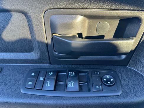 Used 2017 RAM 2500 Tradesman w/ Popular Equipment Group image 16