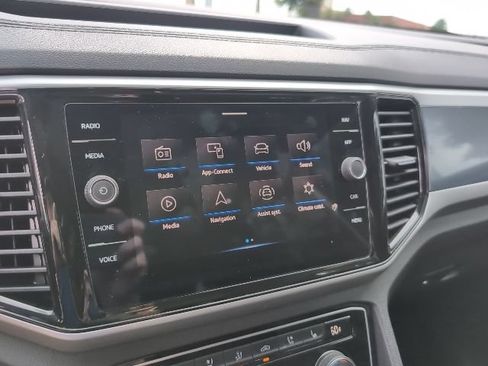 Used 2023 Volkswagen Atlas SEL Premium AWD/4WD image 13