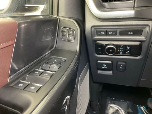 Certified 2023 Ford F150 Lariat w/ Equipment Group 502A High image 21