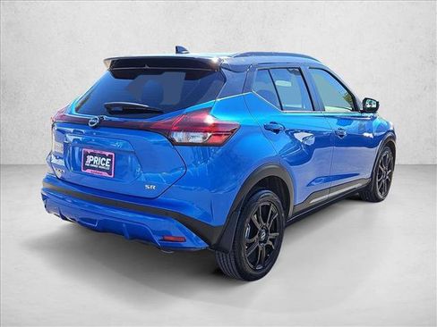 Used 2024 Nissan Kicks SR image 5